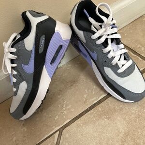 Nike Air Max Size 2.5 - no box